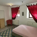 Halle, Bestes In Preis- Leistung- Lage, City, Eg, 84 Qm, Sd, 1- 3 Doppelzimmer, Extra Fuer Sie Kostenlose Tv Lounge Extra Kueche U Bad Bis 6 Personen 公寓 Halle (Saale)