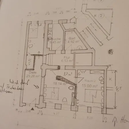 Halle, Bestes In Preis- Leistung- Lage, City, Eg, 84 Qm, Sd, 1- 3 Doppelzimmer, Extra Fuer Sie Kostenlose Tv Lounge Extra Kueche U Bad Bis 6 Personen Appartement